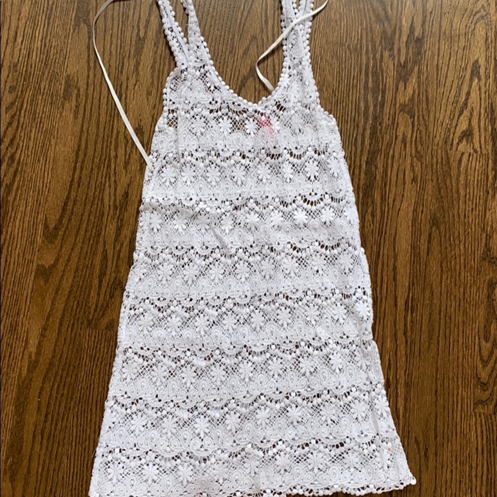 Victoria’s Secret size small coverup